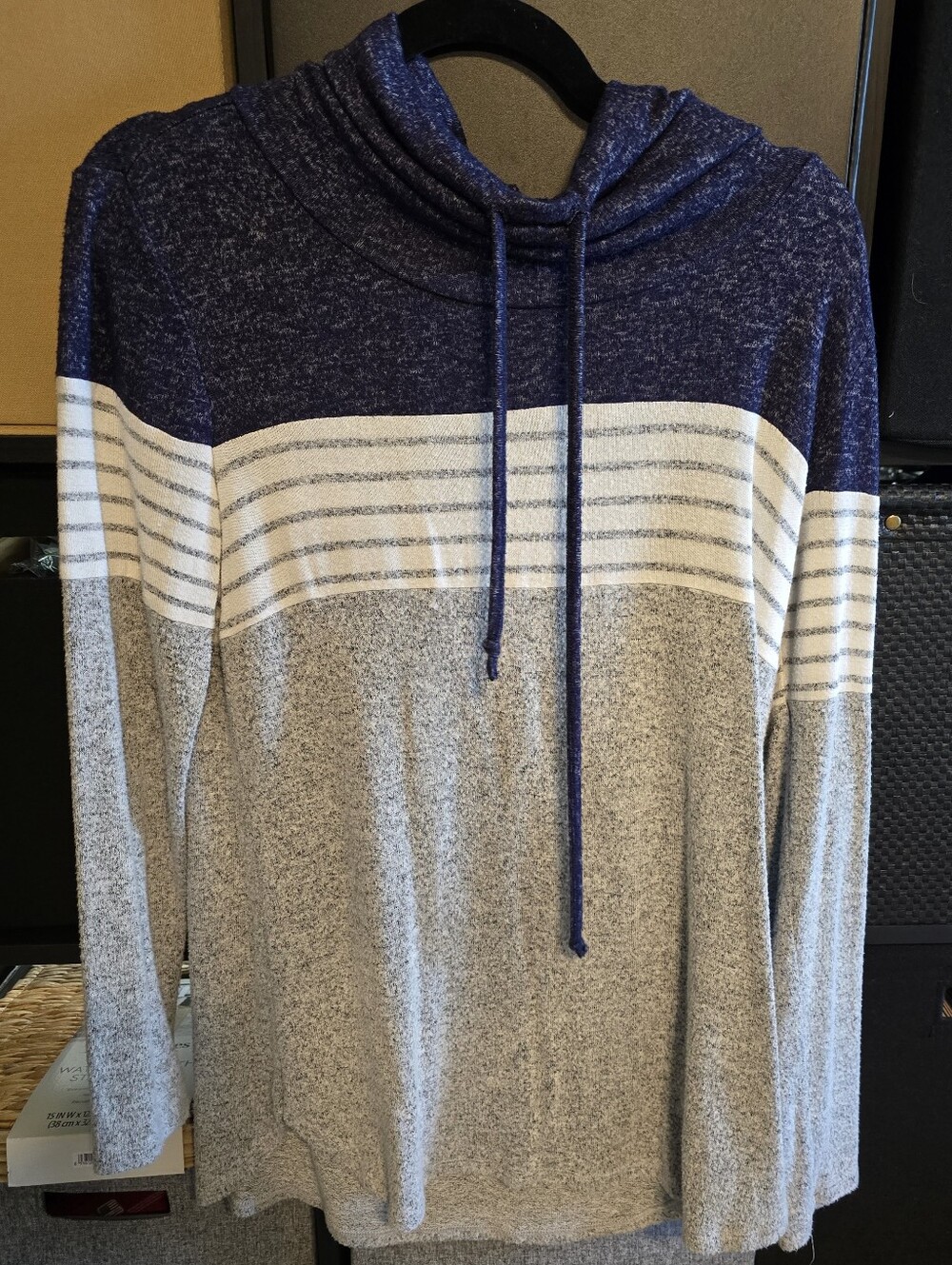 Market & Spruce Navy and Gray Striped Pullover